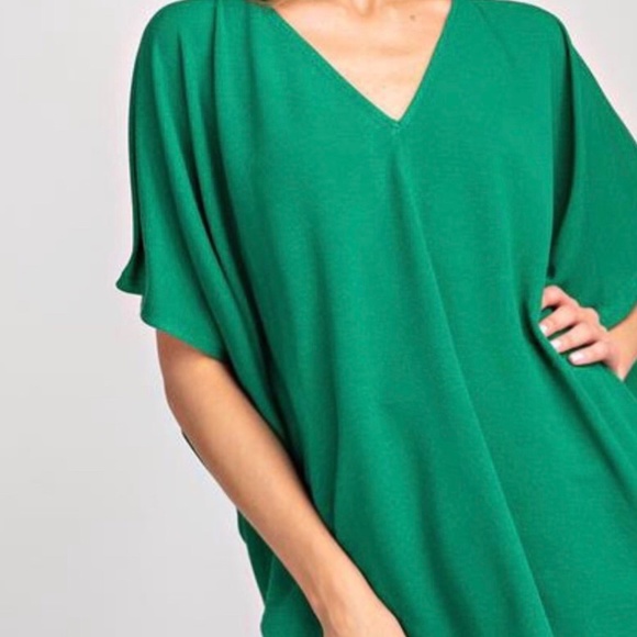 *NEW* V-NECK WIDE SLEEVE KNIT TOP - Picture 2 of 4
